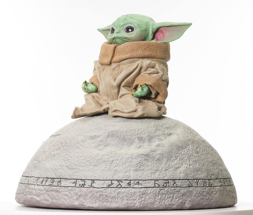 Grogu on Seeing Stone The Mandalorian Milestones 1/6 Staty - Bild 3