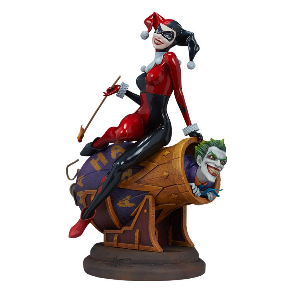 Harley Quinn and The Joker DC Comics Diorama